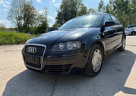 Audi A3 Sportback 1.9 TDI Attraction,Klima,Shz,Pc,Nav
