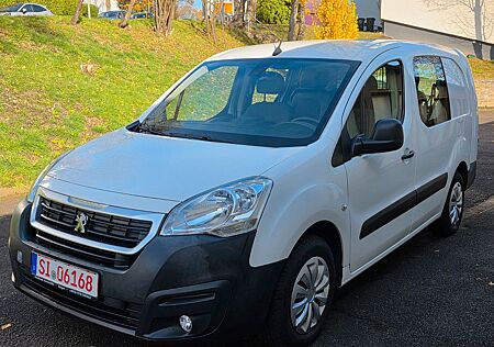 Peugeot Partner L2 Doppelkabine Komfort, NAVI,1HAND,KLIM