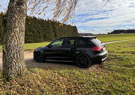 Audi RS3 2.5 TFSI S tronic quattro Sportback -