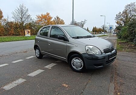 Toyota Yaris 5 turig