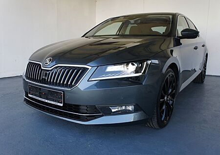 Skoda Superb 2.0 Tdi Lim.Style"NAVIPLUS-XEN.PDC-KAM.e6