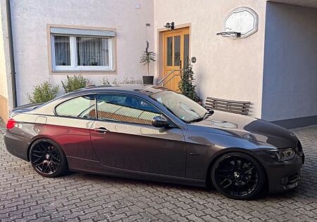 BMW 325i E92 | TÜV bis 2027 |