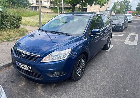 Ford Focus 1,4 Concept 1.hand