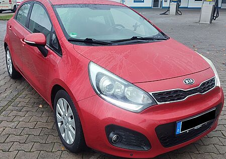 Kia Rio 1.4 Spirit Temp Keyless BT Klimaaut. Kamera