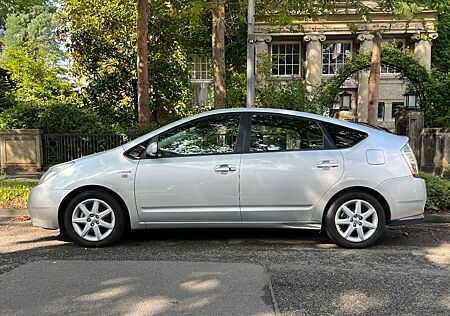 Toyota Prius 1.5 Sol*Keyless*Sitzheizung*Kamera