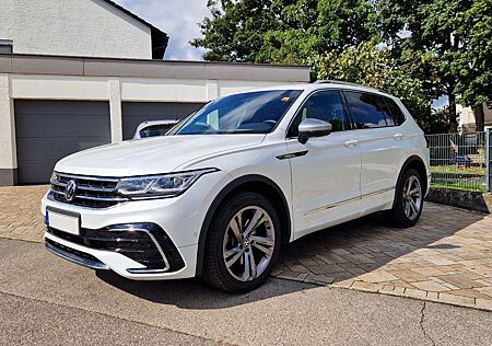 VW Tiguan Allspace Volkswagen R-Line 4Mot 190PS DSG PANO AHV..
