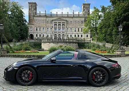 Porsche 991 Targa 4 GTS Exclusive Manufaktur Edition...