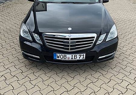 Mercedes-Benz E 350 CDI 4MATIC BlueEFFICIENCY - Distronic-Plus