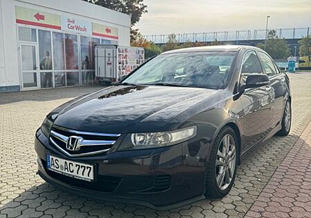 Honda Accord cl7 2.0