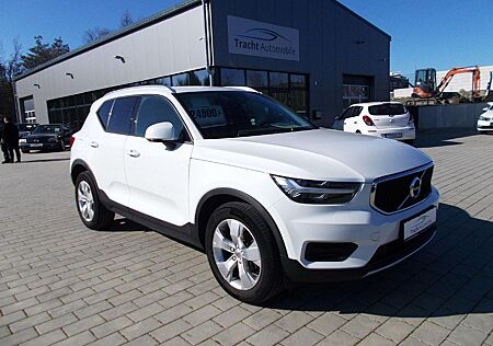 Volvo XC 40 XC40 Momentum 2WD