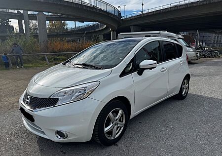 Nissan Note 1.2 DIG-S Tekna mit Panoramadach und 360
