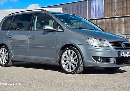 VW Touran Volkswagen 2.0 TDI DSG DPF Trendline R-Line