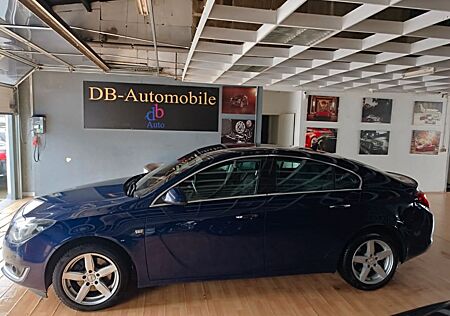 Opel Insignia A Lim. 4x4*Digital-Tacho*Autom.*Vollaus