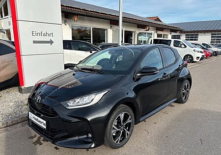 Toyota Yaris Hybrid Teamplayer *Kamera,Sitzh.,1,99Zins*