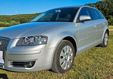 Audi A3 1.6 Sportback, Xenon, SHZ, Klima, HU neu