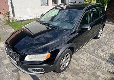 Volvo XC 70 XC70 D5 AWD Summum von Provat / Scheckheft
