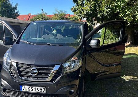 Nissan NV300 1. Hand