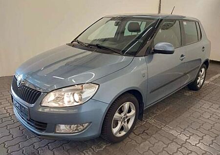 Skoda Fabia Family/1.HAND/SCHECKHEFTG/AHK/MFL/SCHIEBED