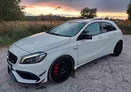 Mercedes-Benz A 45 AMG Mercedes-AMG A 45 4MATIC DCT