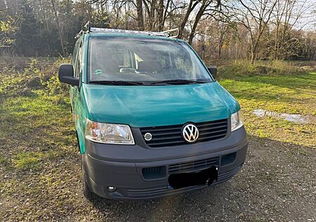 VW T5 Shuttle Volkswagen