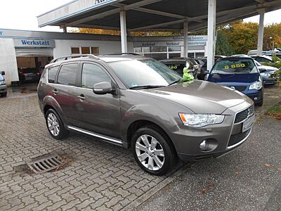 Mitsubishi Outlander Motion 4WD Scheckheft Automatik Leder