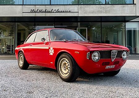 Alfa Romeo GTA 1300 Junior Stradale