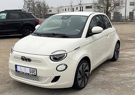 Fiat 500E Icon 42kWh