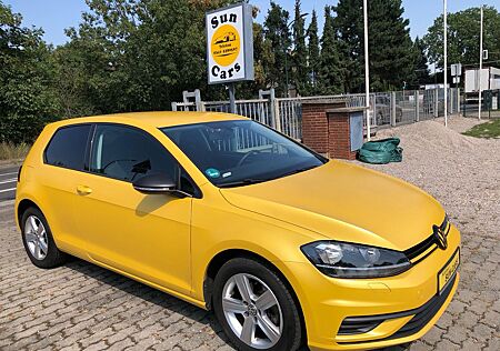 VW Golf Volkswagen VII Lim. Trendline 1.6TDI BMT-Sitzh-Alu-