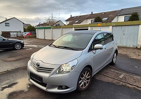 Toyota Verso 1.8 | 147 PS | Automatik | 7-Sitzer