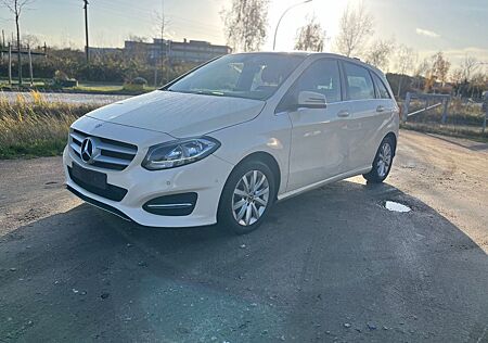 Mercedes-Benz B 200 d DCT