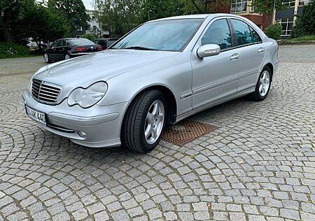 Mercedes-Benz C 200 KOMPRESSOR AVANTGARDE Avantgarde