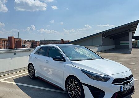Kia Cee'd Ceed GT 2023 WEIS PANO 1. Hand 204 PS