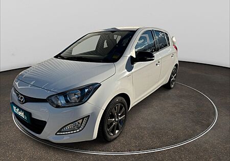 Hyundai i20 FIFA World Cup Edition 1.2 Klima, PDC, GRA