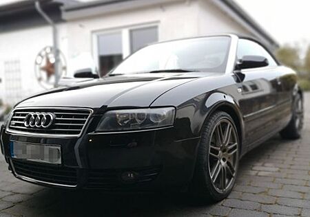 Audi A4 2.4 Cabriolet -