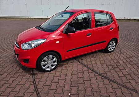Hyundai i10 FIFA WM Edition 1-Hand.