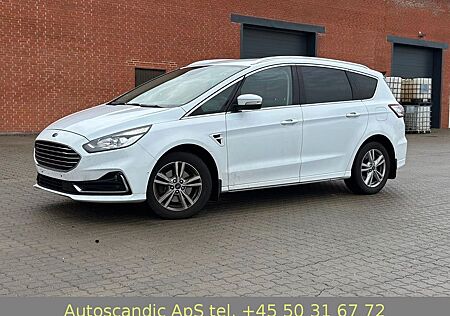 Ford S-Max Titanium