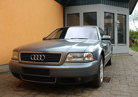 Audi A8 3.3TDI tiptronic quattro -