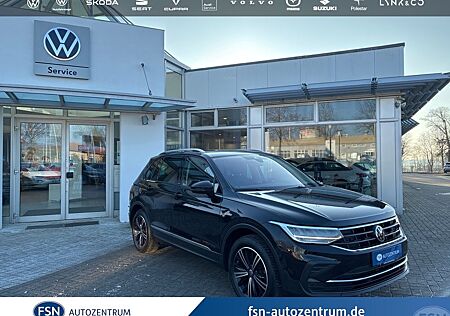 VW Tiguan Volkswagen 2.0 TDI Active DSG AHK NAVI RFK ACC