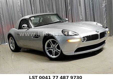 BMW Z8 - Titanium Silber / Schwarz - € 146.900 T1