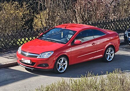 Opel Astra 1.8 ECOTEC TwinTop Endless Summer Edition