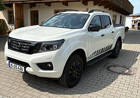Nissan Navara NP 300 N-Guard 4 x 4