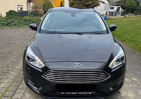 Ford Focus 1,0 Titanium