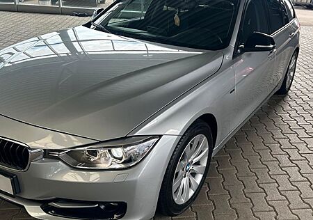 BMW 316d F31 Touring Sport Line