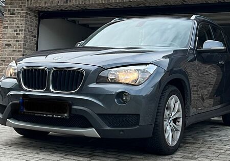 BMW X1 xDrive18d 8 Gang Automatik