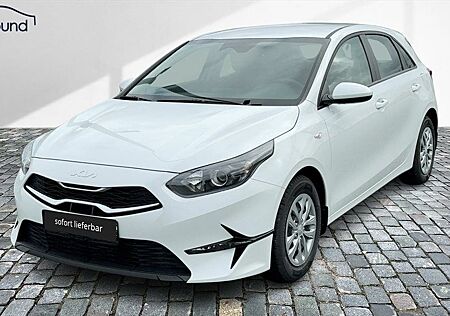 Kia Cee'd CEED III 1.5 T-GDi DCT Best Alarm DAB Klima NAV