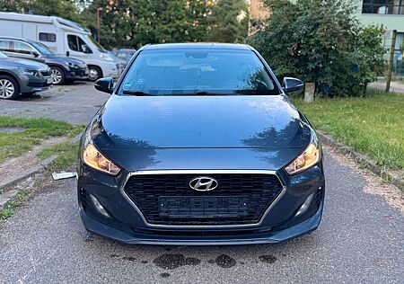 Hyundai i30 1.4 Select Select