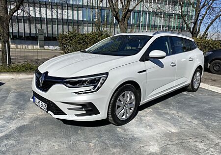 Renault Megane MeganeGrandtour TCe140EDC Hagelschaden