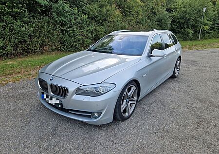 BMW 530d xDrive Touring -