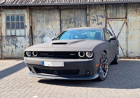 Dodge Challenger SRT