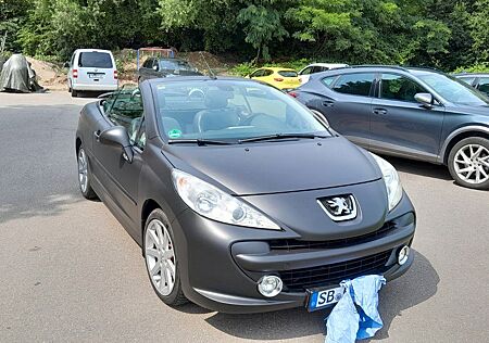 Peugeot 207 CC Roland Gorros 1,6